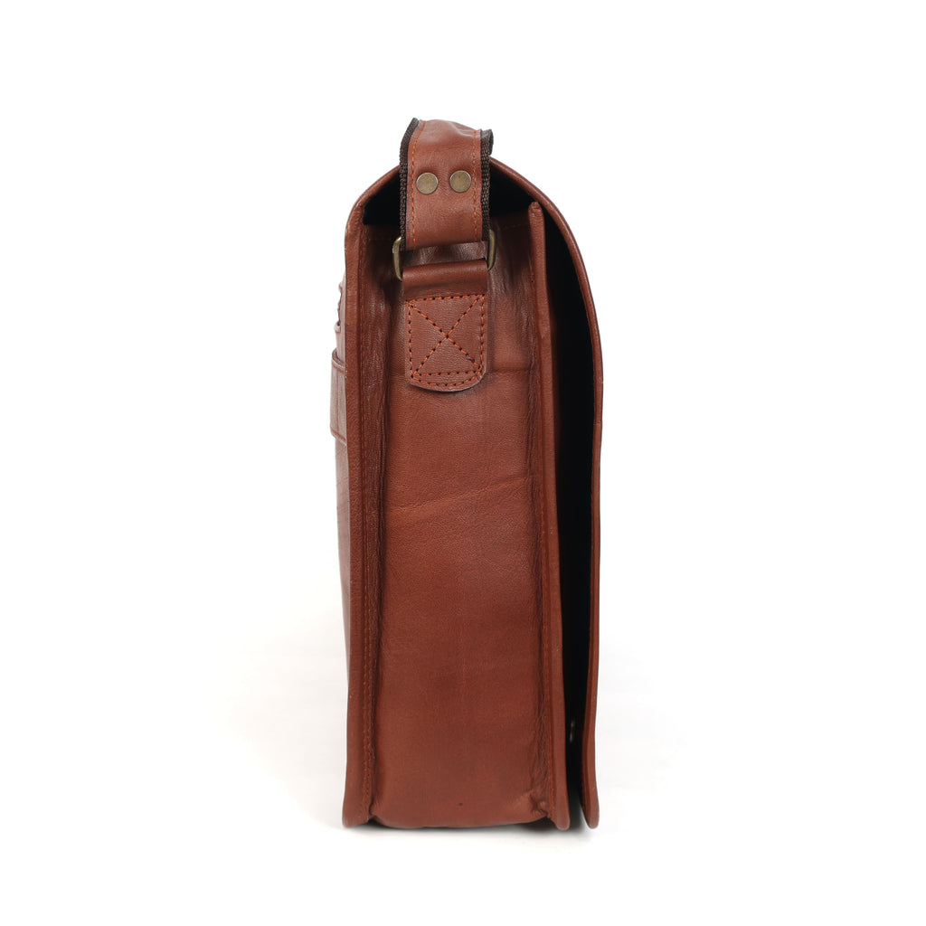 Yangtze Leather Messenger Bag